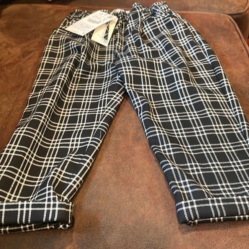 NWT Zara black/white girls pant elastic waist very soft
